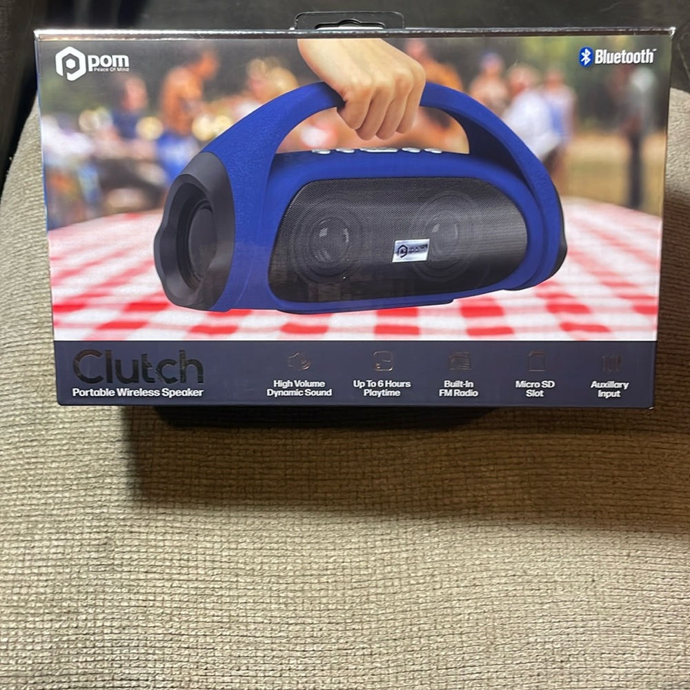 POM Clutch Portable Wireless Speaker NWT